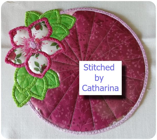 Free Flower Circle Coaster by Catharina