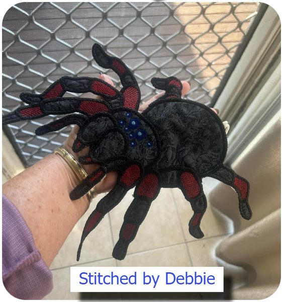 Large Spider bt Debbie 1006