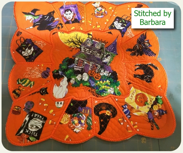 Square scallop placemat by Barbara